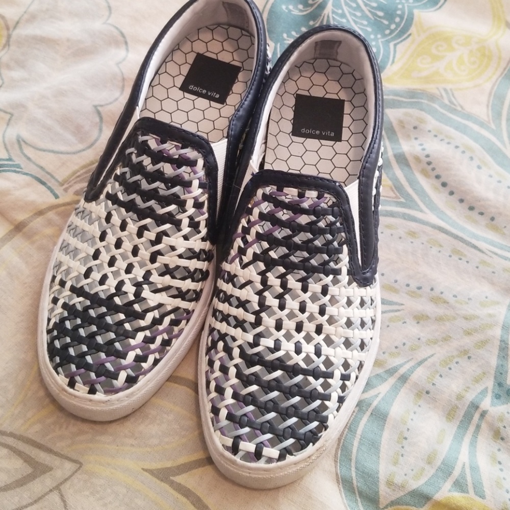 Dolce Vita slip ons